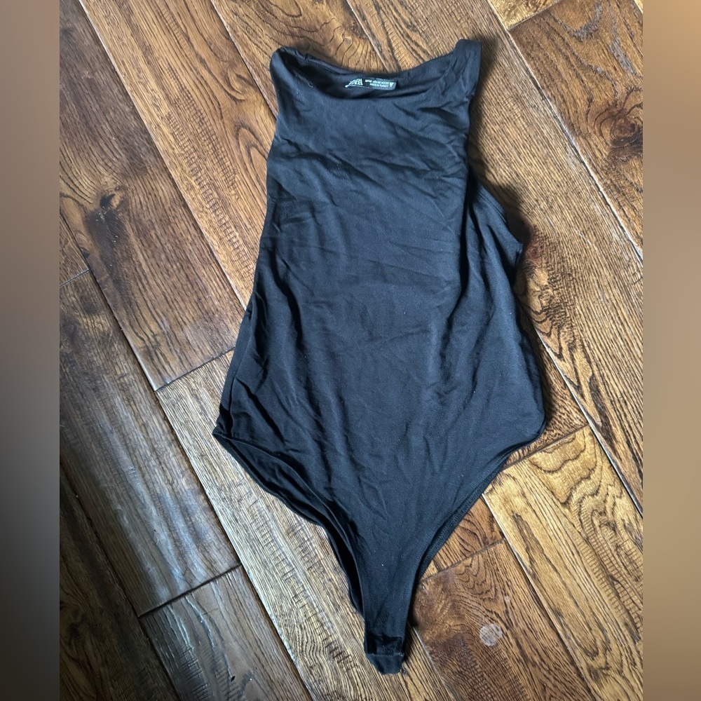 Zara Black Sleeveless Bodysuit